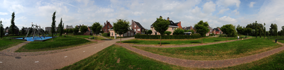 832695 Panorama van het plantsoen aan het Driebergsebos te Vleuten (gemeente Utrecht), met de huizen aan het Leersumseveld,